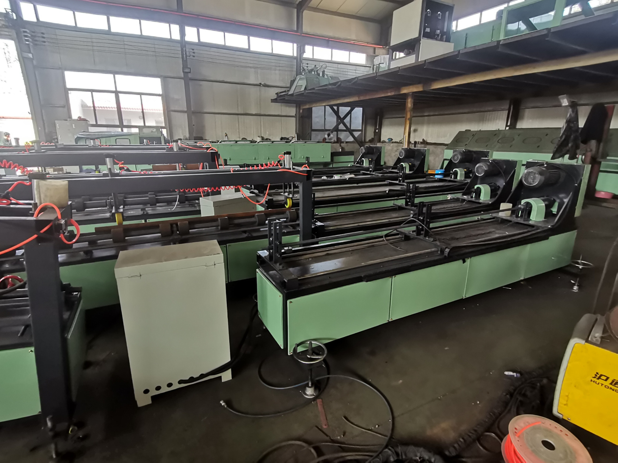 圆管内孔抛光机内壁抛光去毛刺机