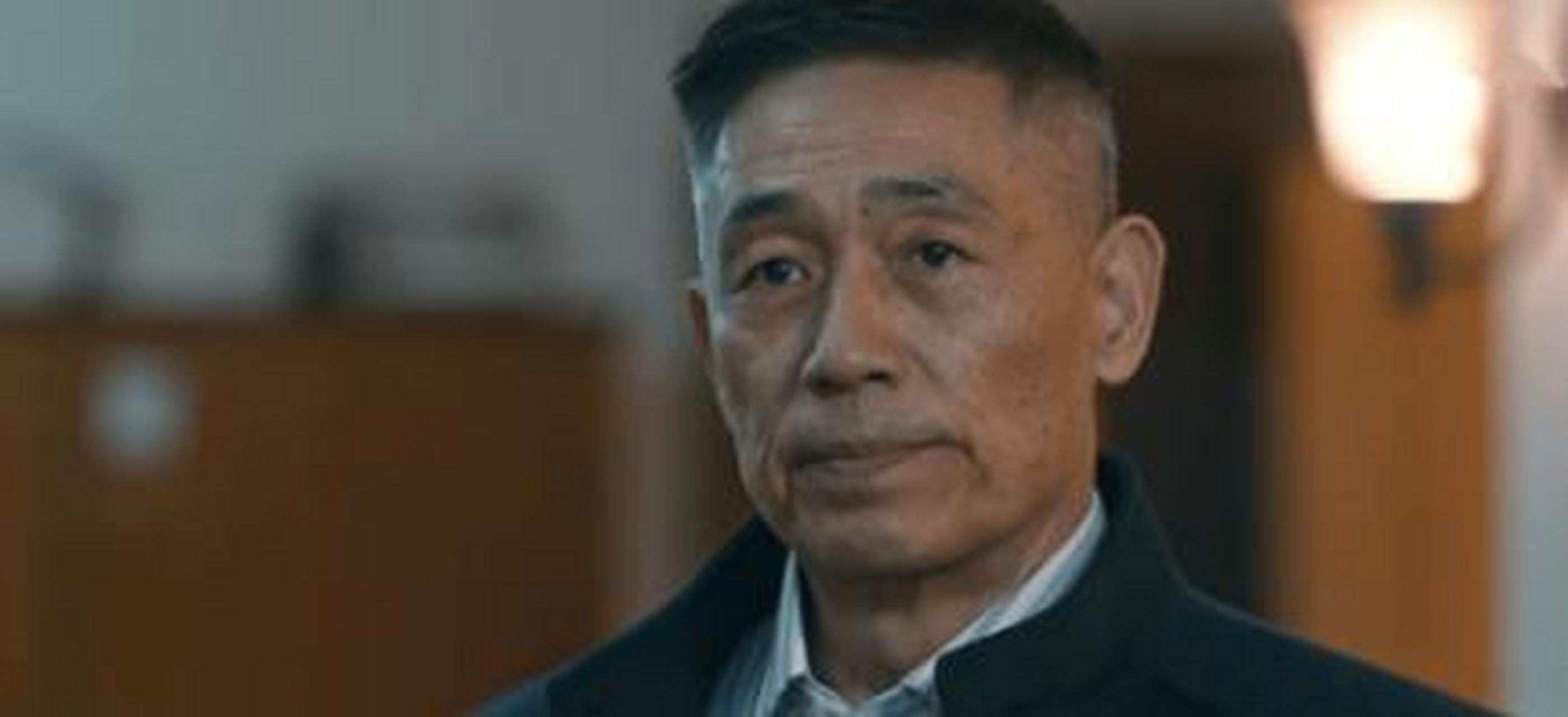 《他是谁》中扮演石凉的演员,在戏外也经历了丰富多彩的人生.