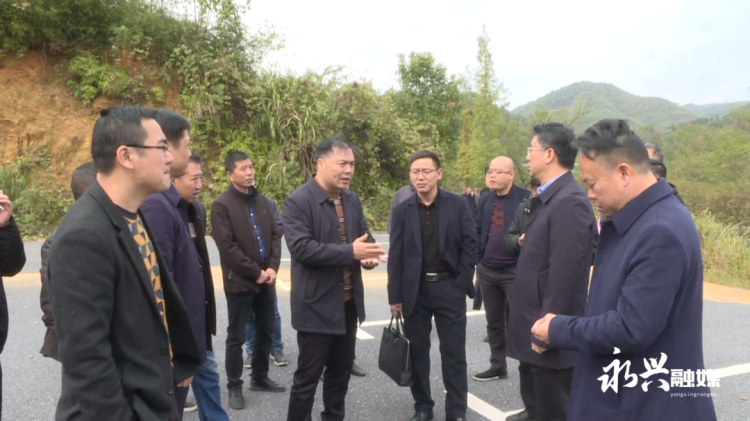 侯建平调研永兴县西河风光带乡村振兴示范带建设工作
