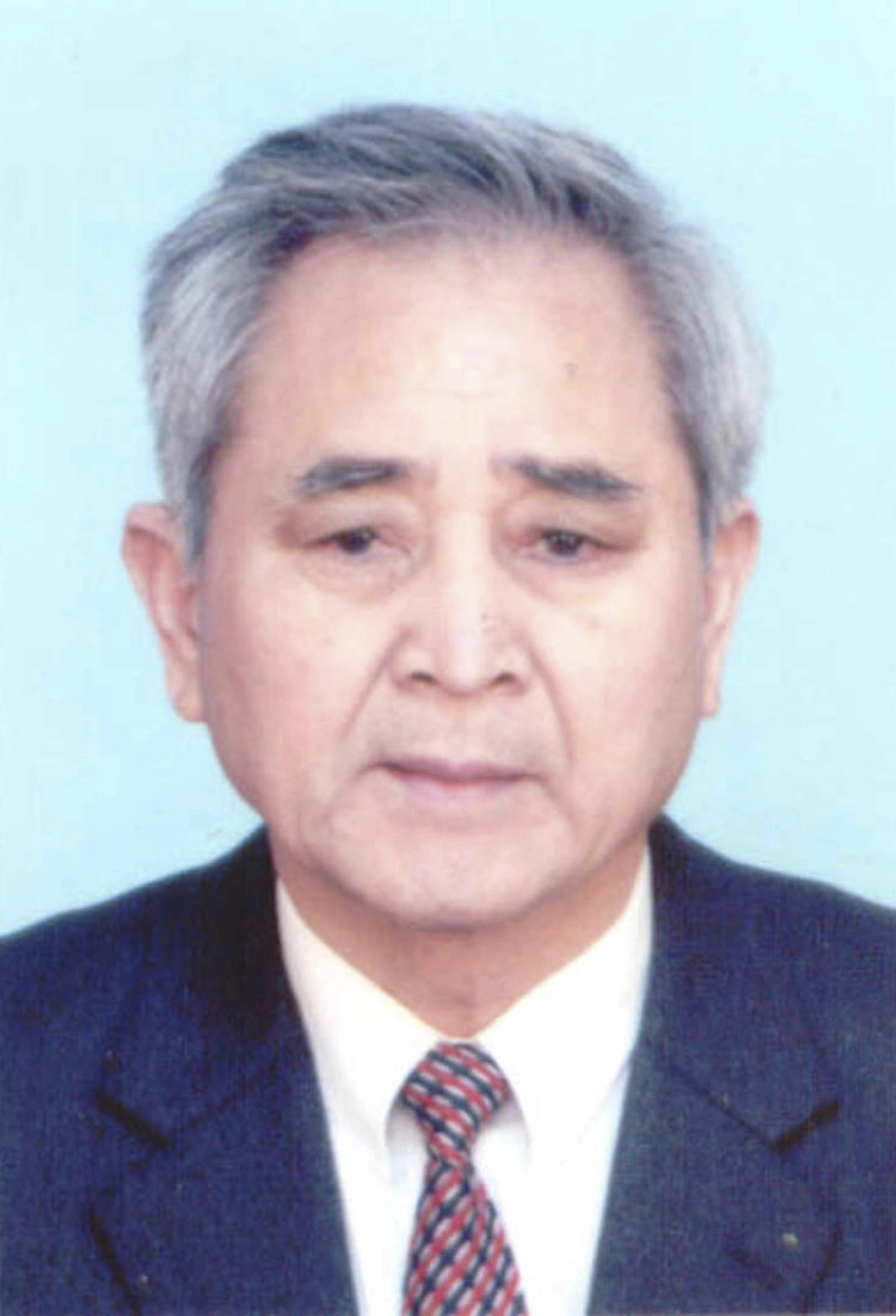 田富达同志遗像