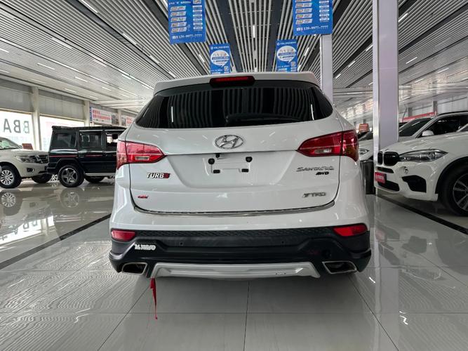 长宽高的表现也相当出色,为乘客提供了宽敞的空间,特别是2013款新胜达