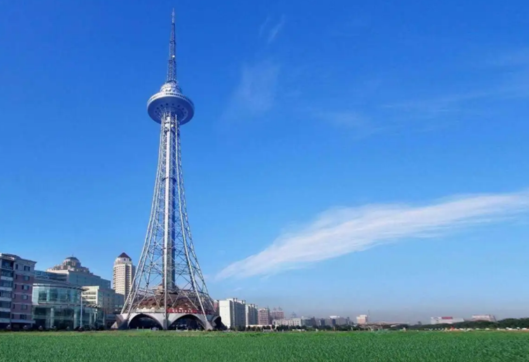 哈尔滨龙塔高清图片