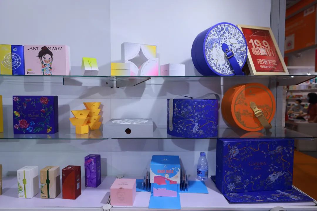 第4届深圳礼品包装展开幕 新品释放包装新趋势