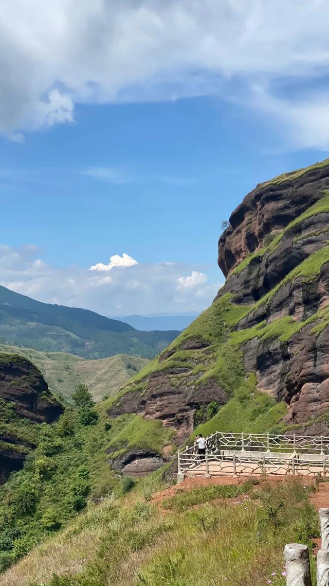 盐源公母山拟创建国家4a级旅游景区