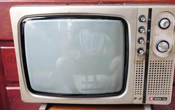 还记得金星彩电,上菱冰箱吗?而今它们化身"时尚八品",剑指5200亿