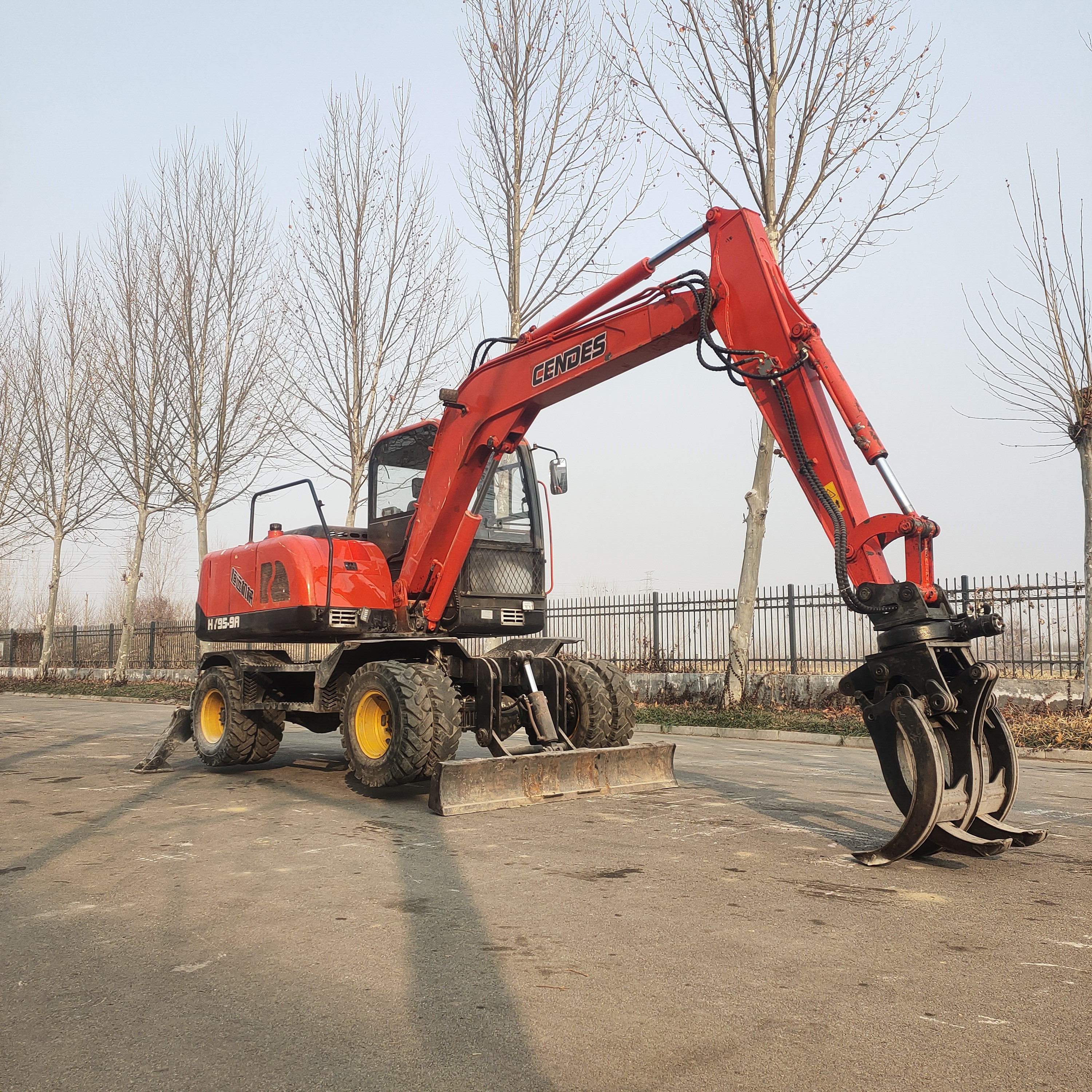 恒远95型号 二手轮式抓木机 挖掘机 夹机 二手钩机 抓包机 转转机