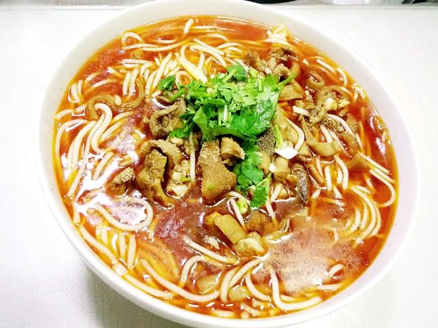 榆林地方特色美食——羊杂碎