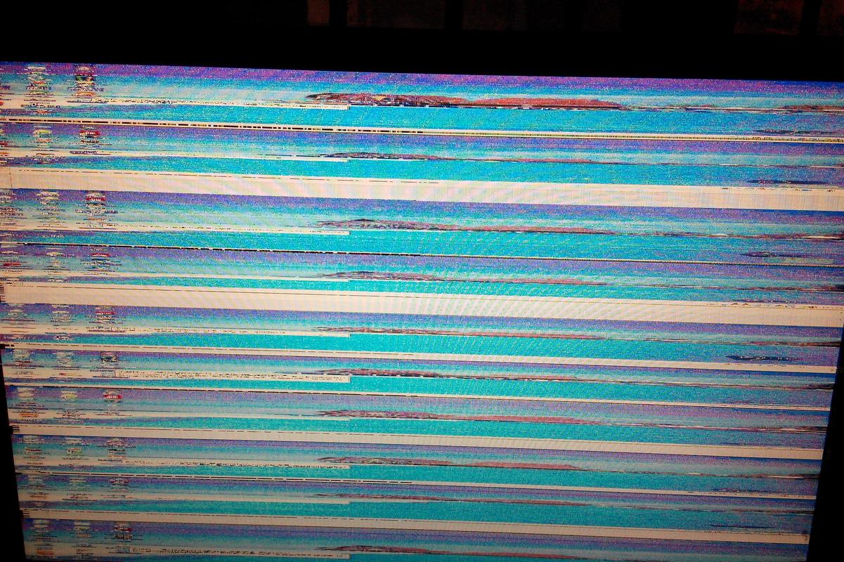 奥迪屏幕闪烁不停抖动是什么原因?