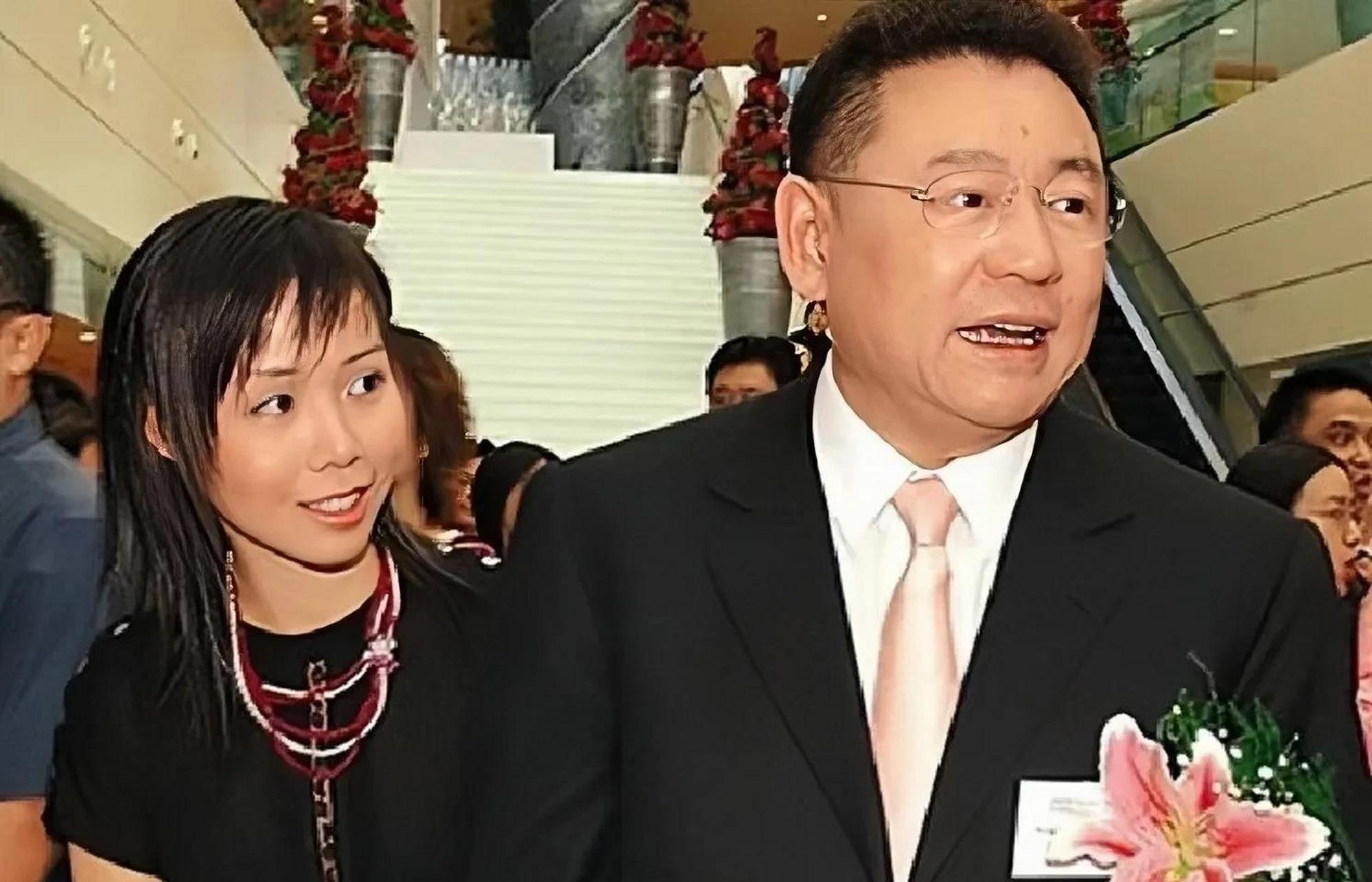 吕丽君当年是刘銮雄的正牌女朋友,甘比能偷偷摸摸背地里截胡,就绝不是