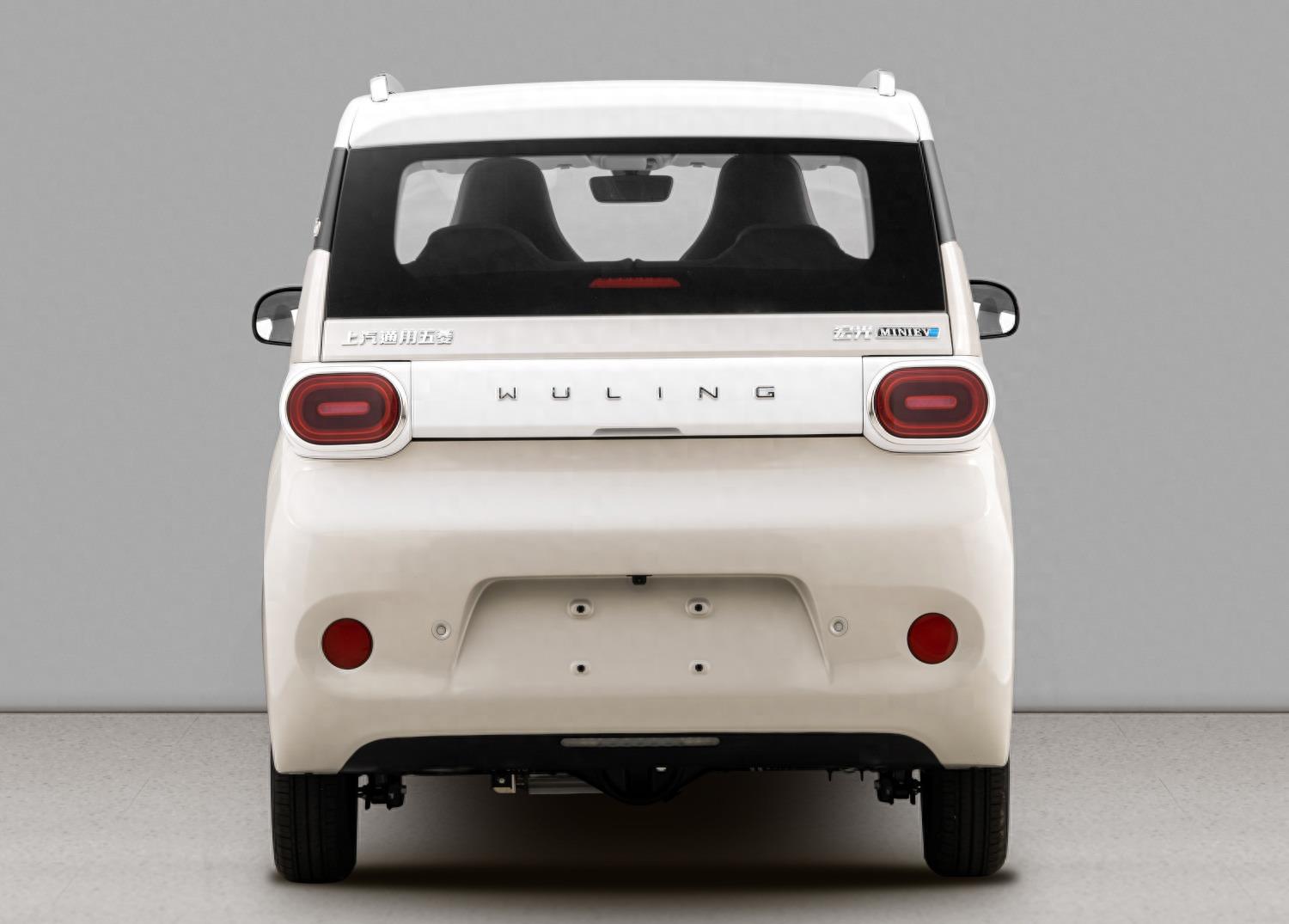 新款五菱宏光miniev现身街头,换可爱风格配中控屏,或增快充?