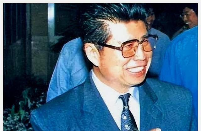 省委书记高严惊天贪腐!与儿子涉5亿多全款罪案曝光