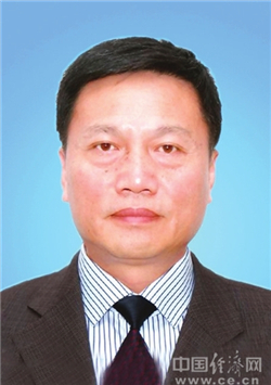 姜灵春,杨游明当选遵义市人大常委会副主任(简历)