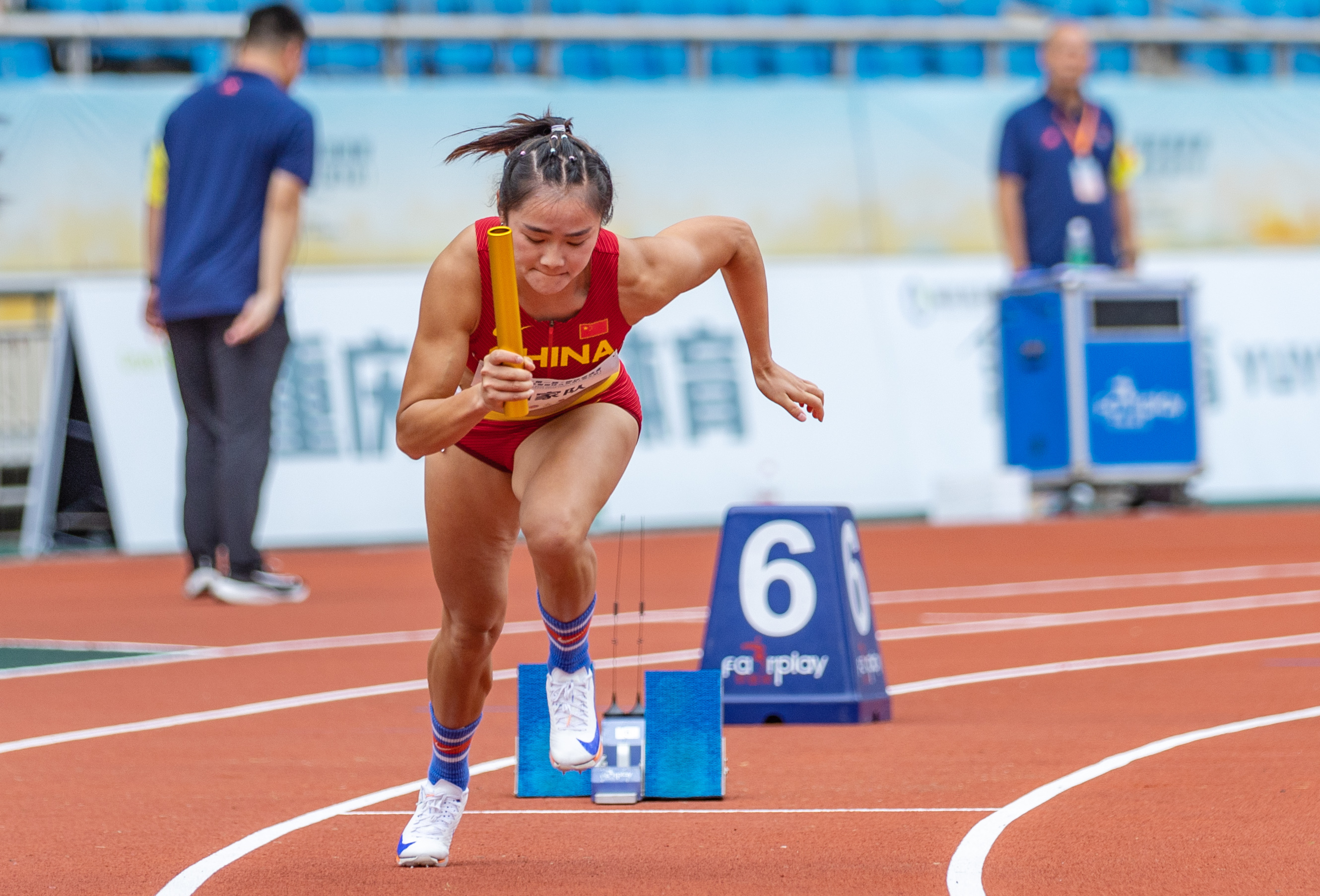 (体育)田径——全国田径大奖赛第五站:国家队夺得女子4x100米接力赛