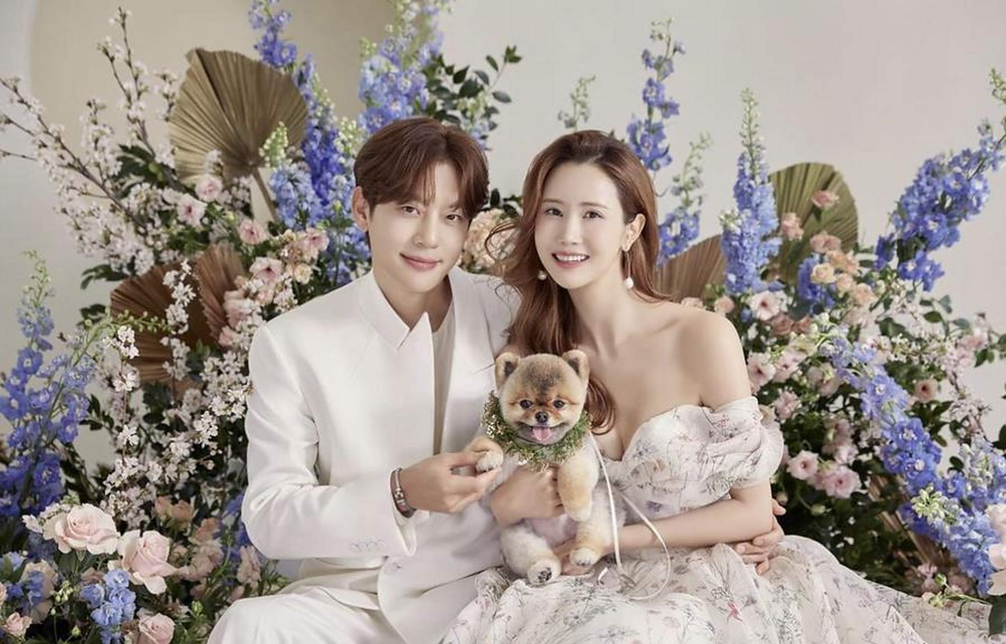 就在刚刚李多海与相恋8年的男友歌手se7en结婚啦~ 早在今年3月,李多海