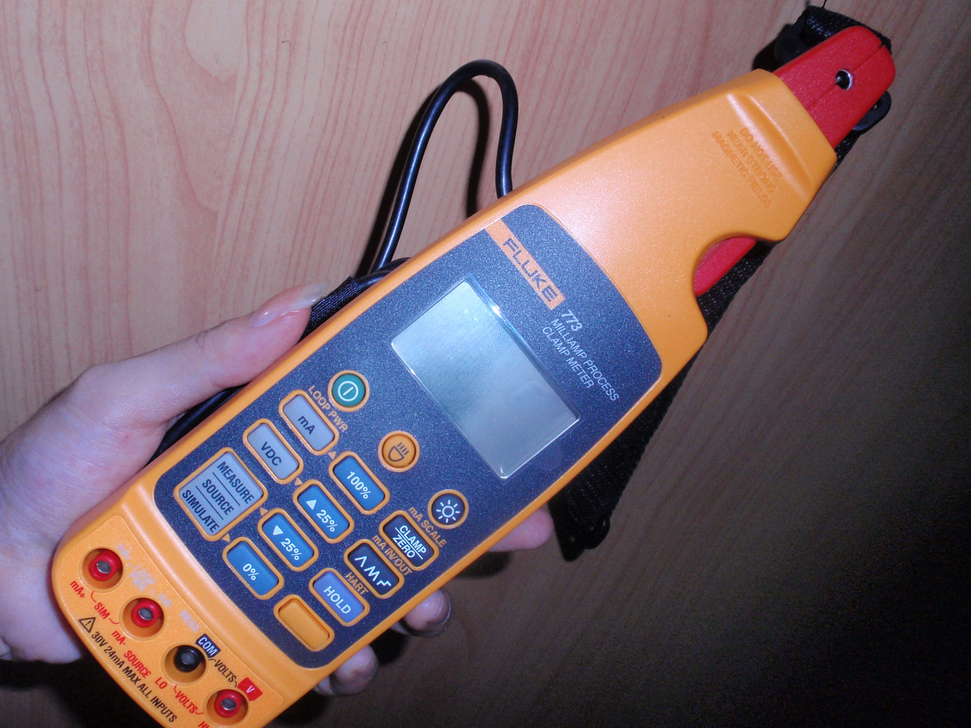 fluke 773在不断开环路的情况下诊断4至20 ma过程控制系统的故障