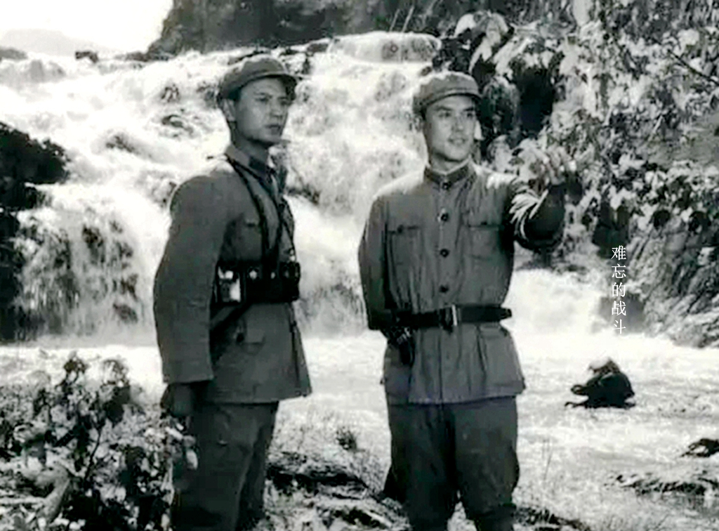 上影演员周国宾,《难忘的战斗》与达式常分演一二号,如今成大叔