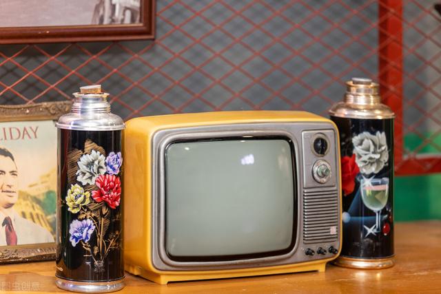 河南农村80年代黑白电视机