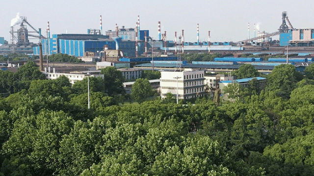 武钢一号高炉前,听一场钢与绿的"交响乐"