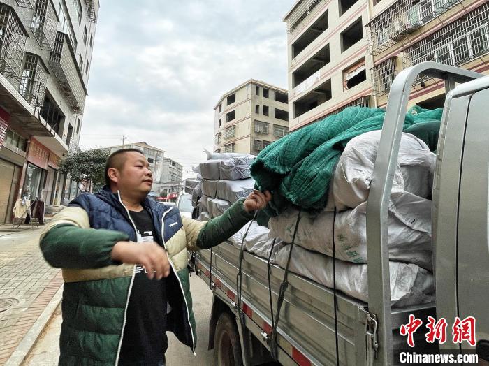 "渔二代"上岸成地笼"王 送"岗"到家致富一方人