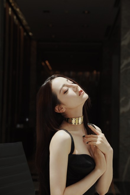 迪丽热巴9月行程公开 新的一月努力和收获并行
