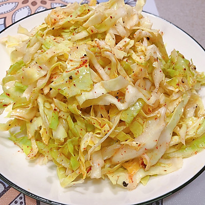 最详细的生拌圆白菜的做法,再学不会我也没办法了