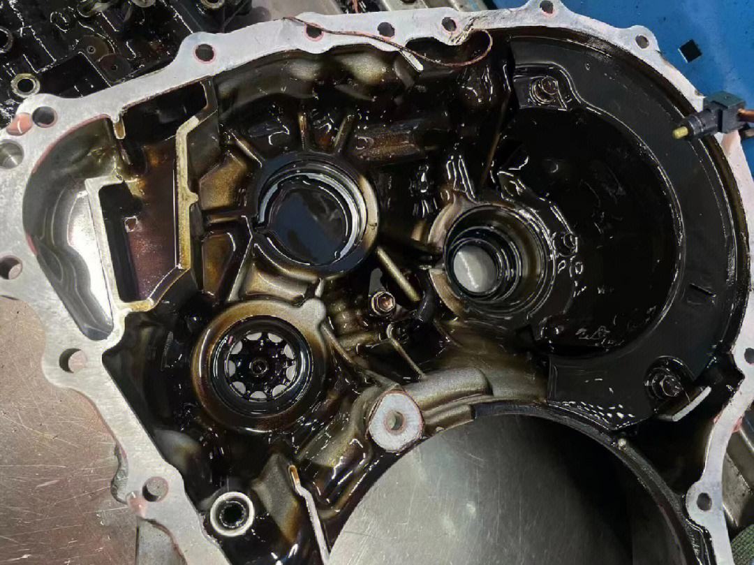 丰田卡罗拉变速箱油行驶多少公里更换