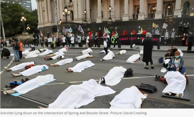 为何人死后要盖一张白布,并非全是迷信,还是有科学依据的!