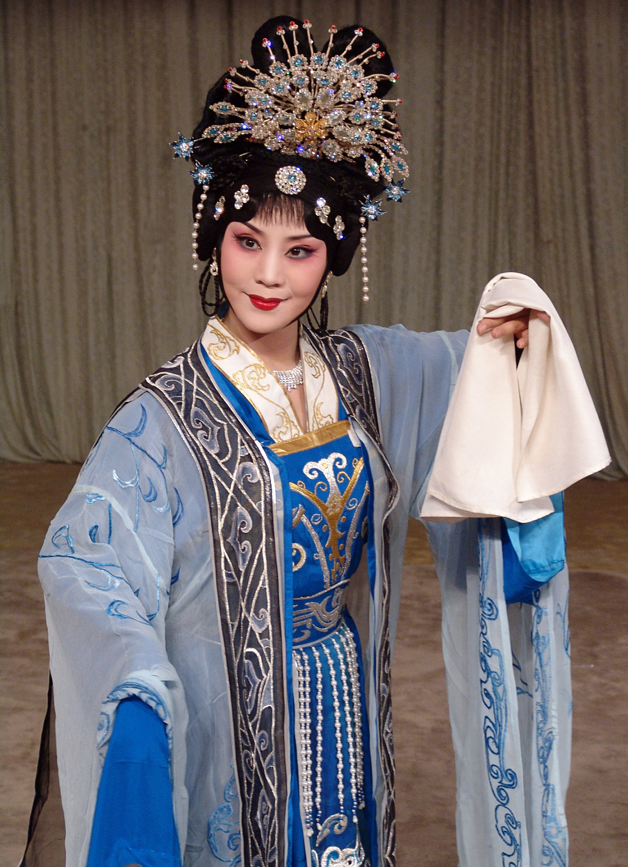 榜样给人力量王洪玲情系梆子戏心怀家国梦