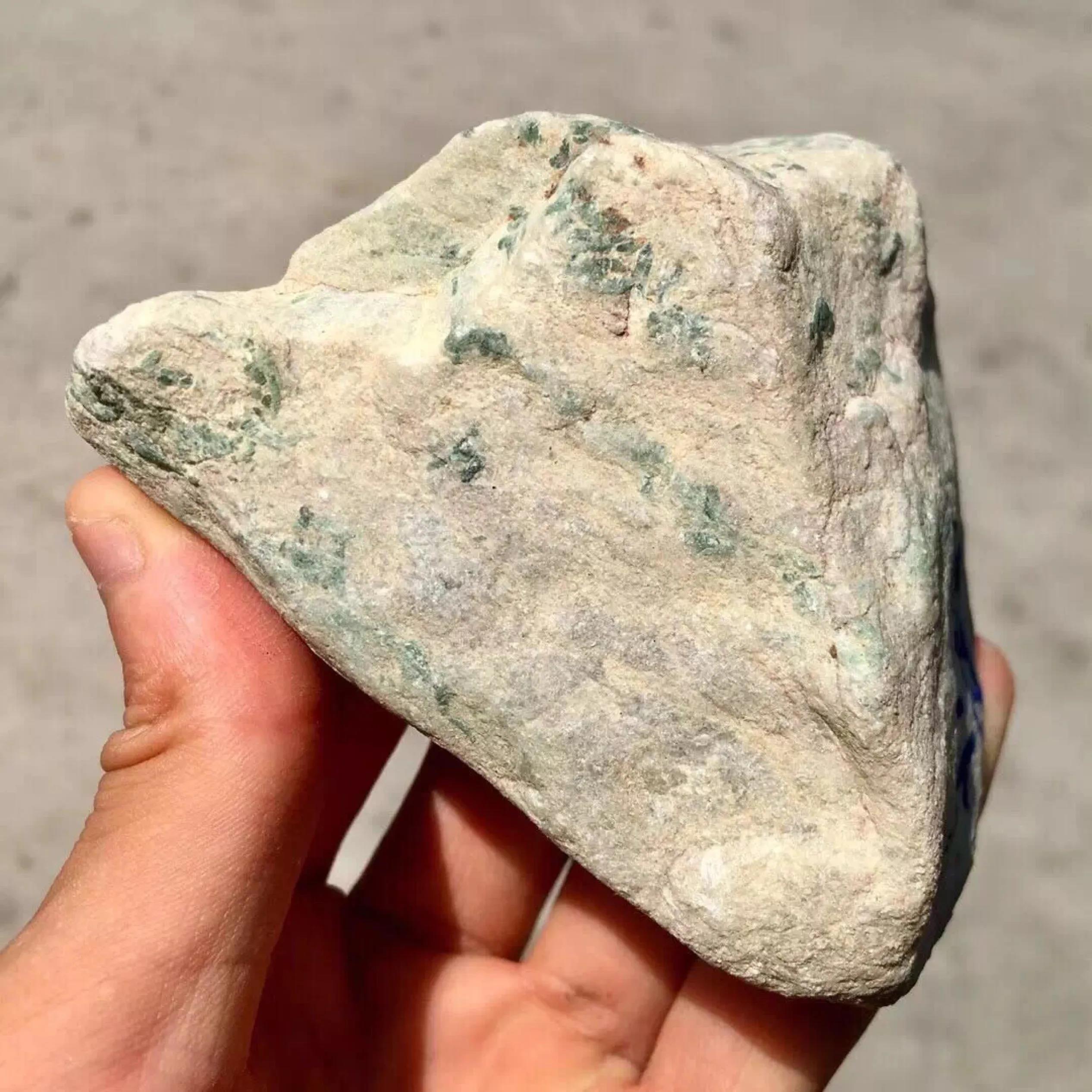 木那翡翠原石出货效果