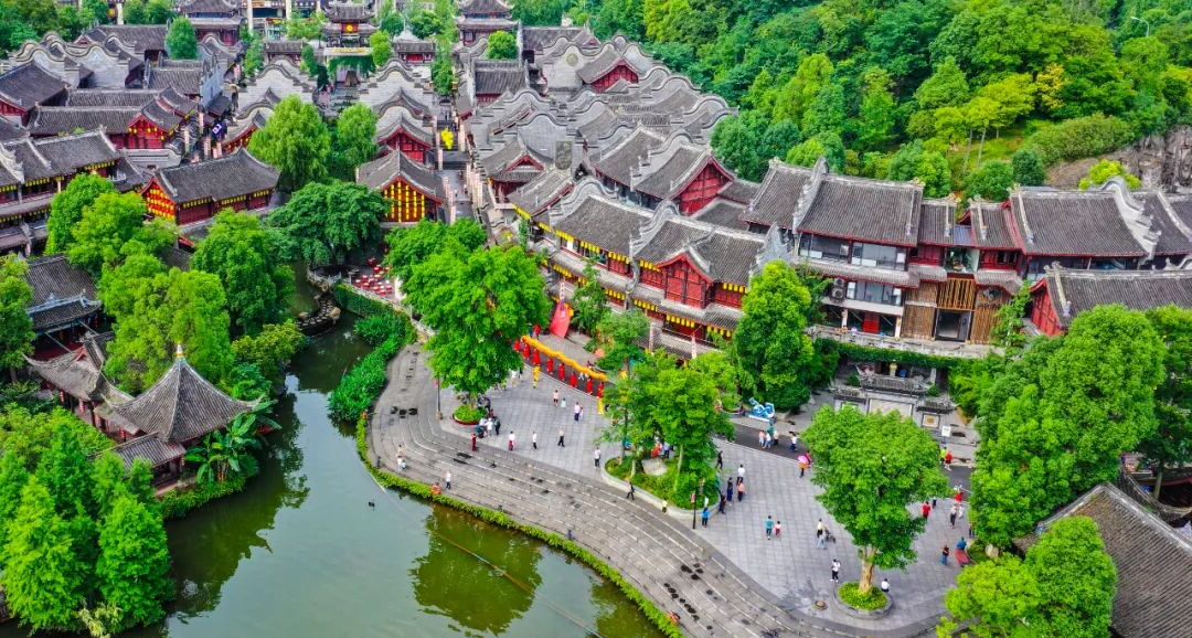 璧山区中医药特色文化街区:传统与现代的交汇