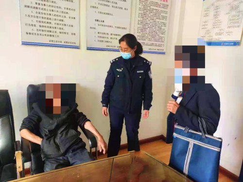 本溪八旬老漢再次補戶口本,民警識破