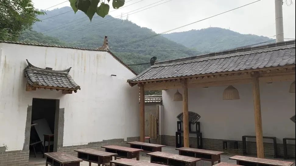 陕西日报:长安小峪口村有个"非遗乡集"