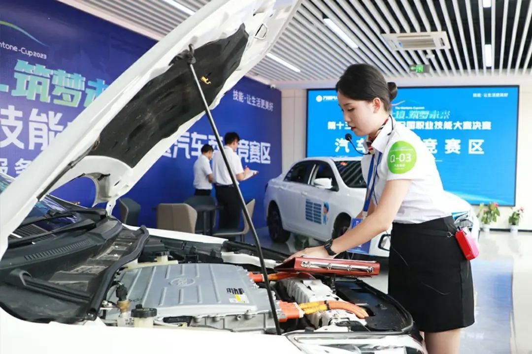 第十三届"万通杯"全国职业技能大赛(湖南赛区)决赛隆重开幕