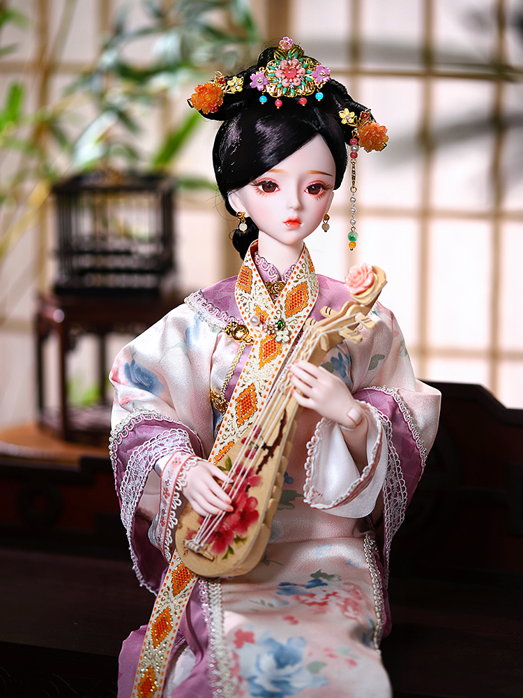 德必胜华姝穿越清朝的梦幻娃娃