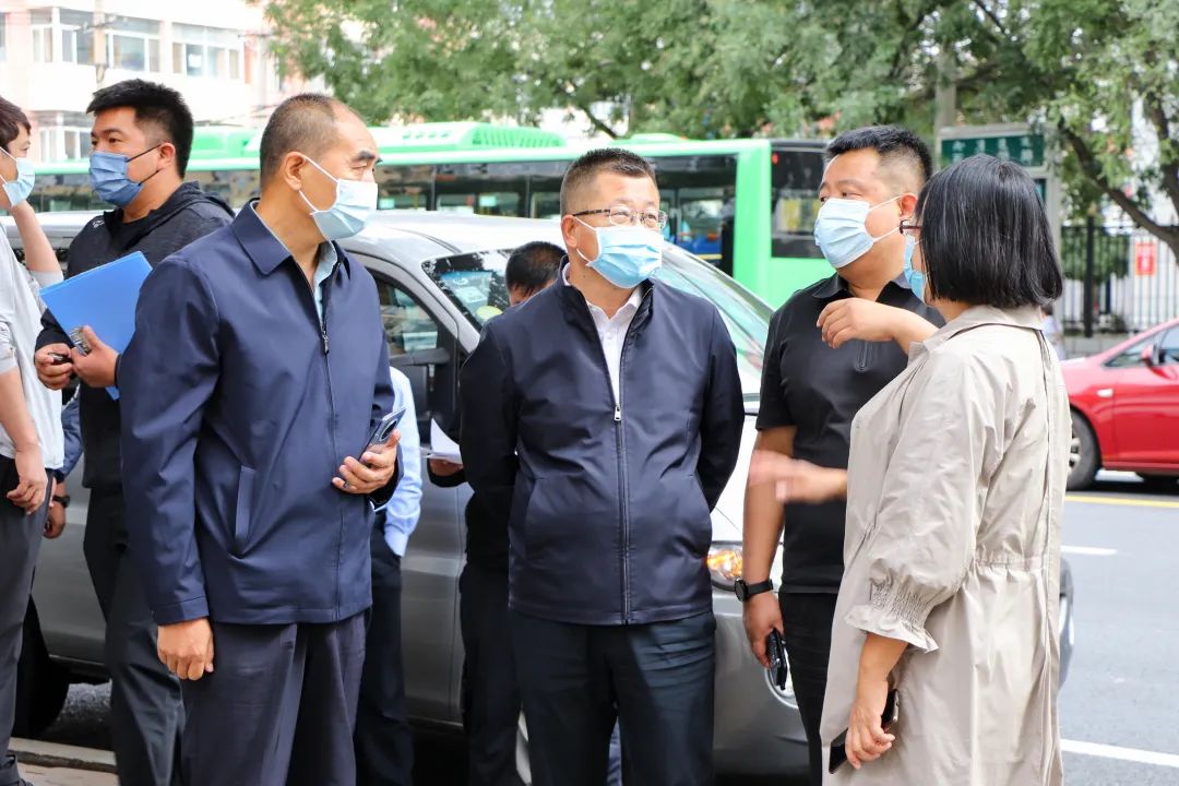 玉泉区委主要领导督导创城工作