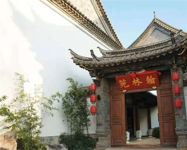 在千年建水古城里,找寻青砖瓦黛间的绝美民宿