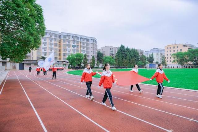 我运动 我快乐——麒麟区三中第21届冬季运动会开幕
