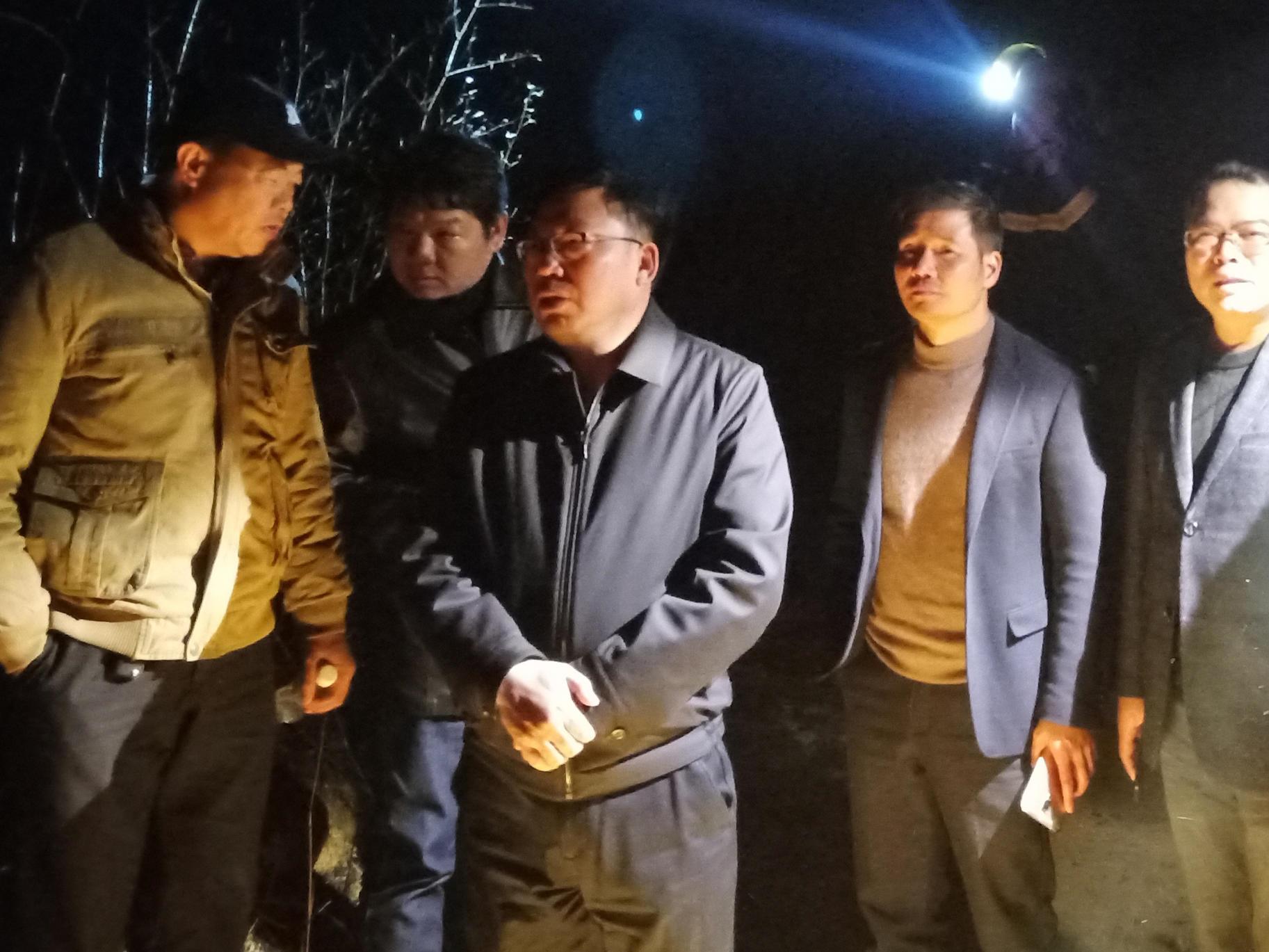 江永:周立夫赴火灾一线指导灭火救援工作