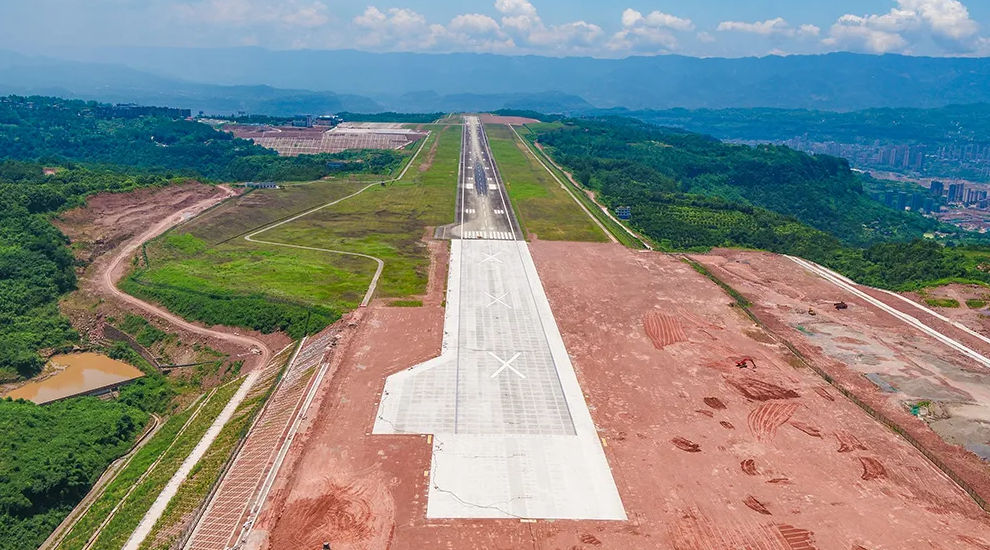 航拍视频!重庆万州机场改扩建工程建成这样了,壮观!