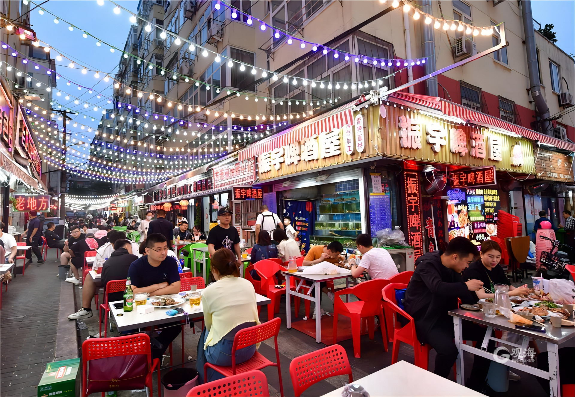埠西市场,营口路啤酒屋……青岛美食"夜江湖"越夜越飘香