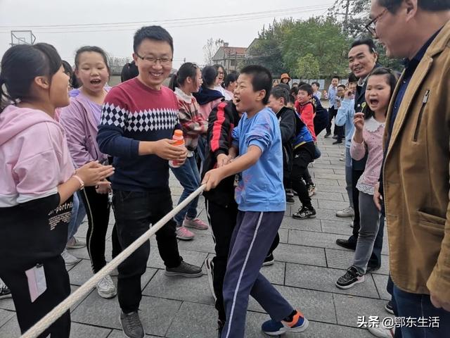 黃梅縣孔壟鎮邢港中心小學:用心撫育幼苗 打造品質