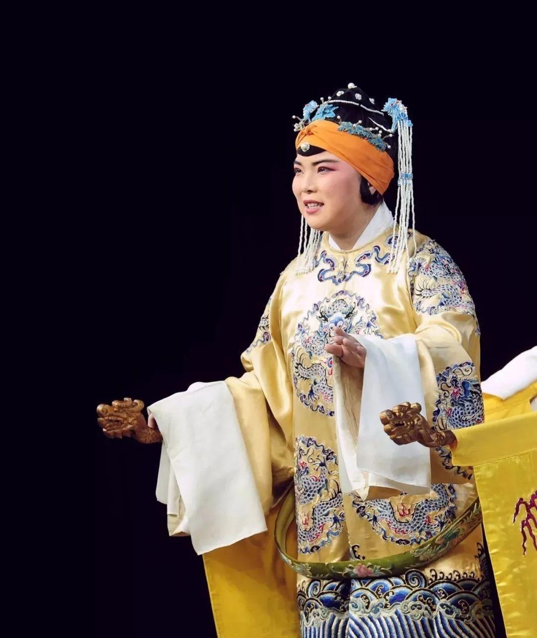 服装- 热门商品专区