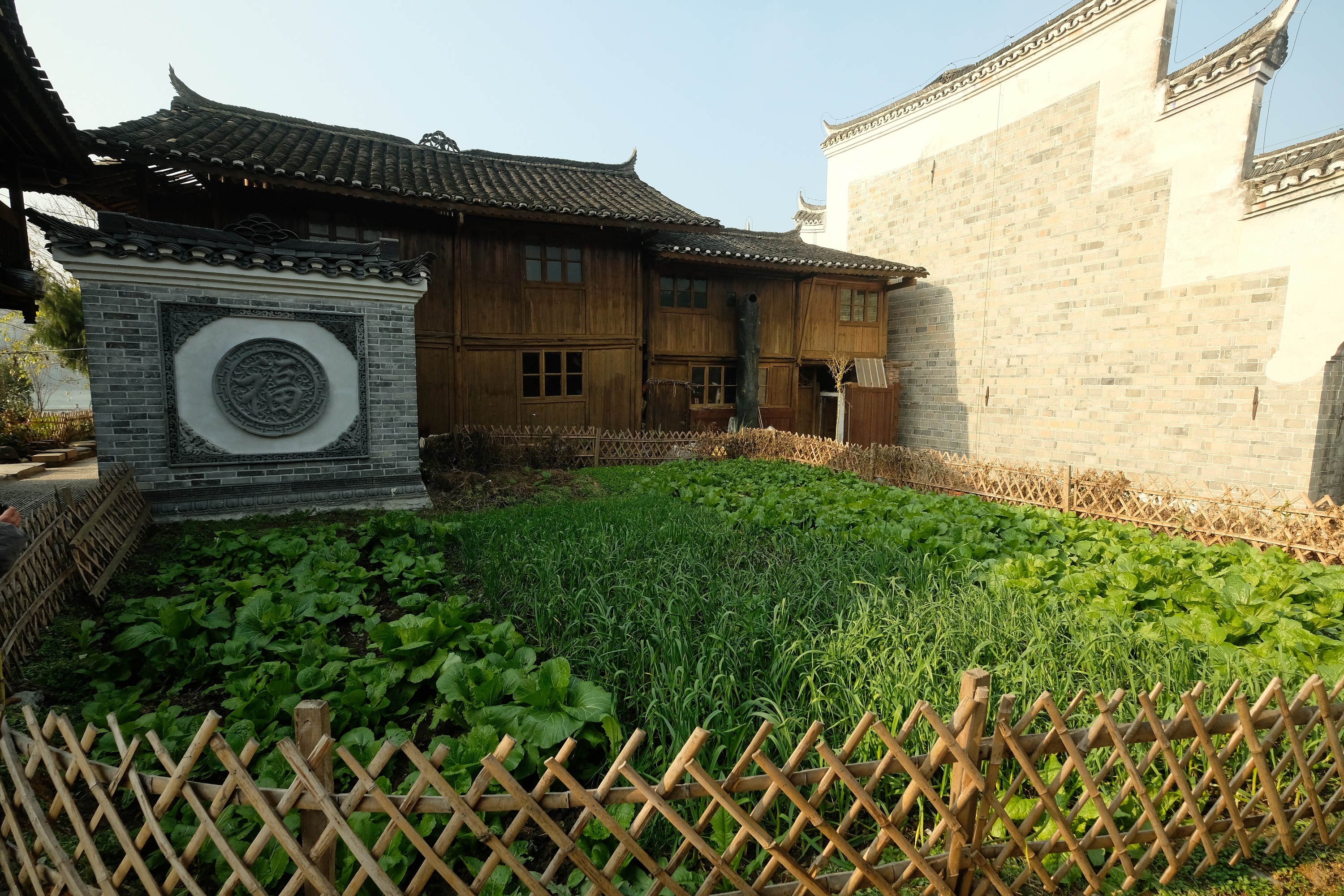 天柱县三门塘村:环境整治促旅游持续升温