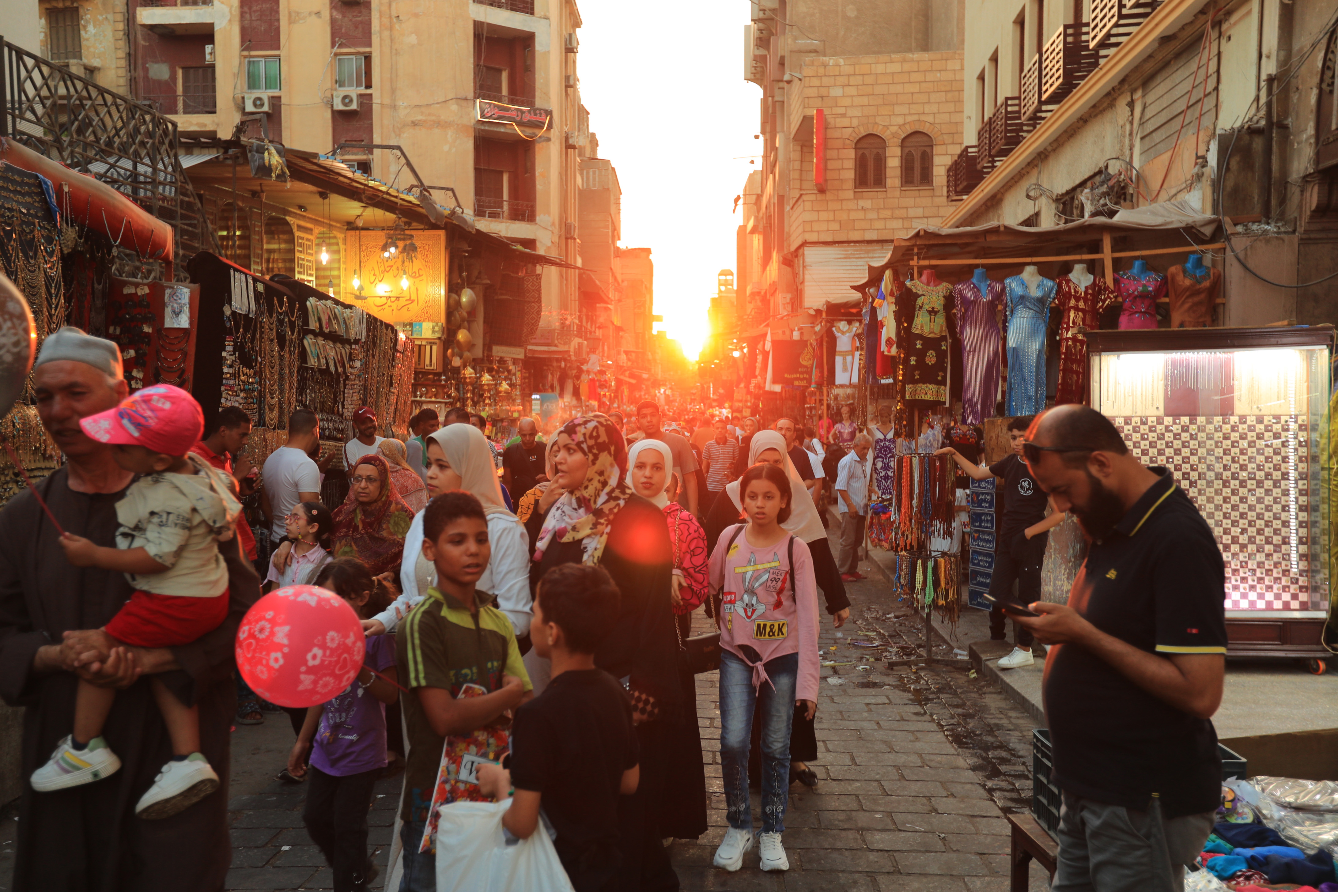 镜头连中外·第23辑丨从重庆到开罗:同享夏夜欢聚