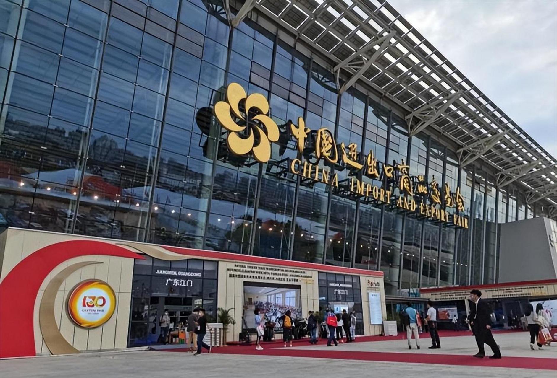 袁正 长江经济带研究院高级研究员,西南财经大学经济学院教授 第133届