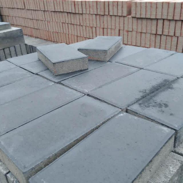 预制混凝土板块和水泥方砖路面铺设施工工艺标准