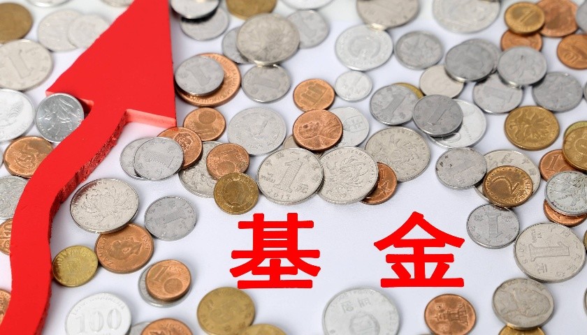 民生加银基金"双面受挫"