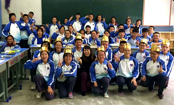 蒋友菊:把全部智慧和力量献给教育事业