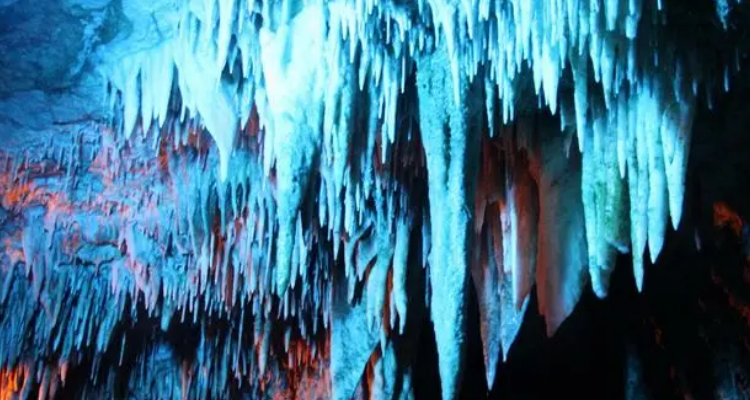 沂水地下大峡谷景点介绍