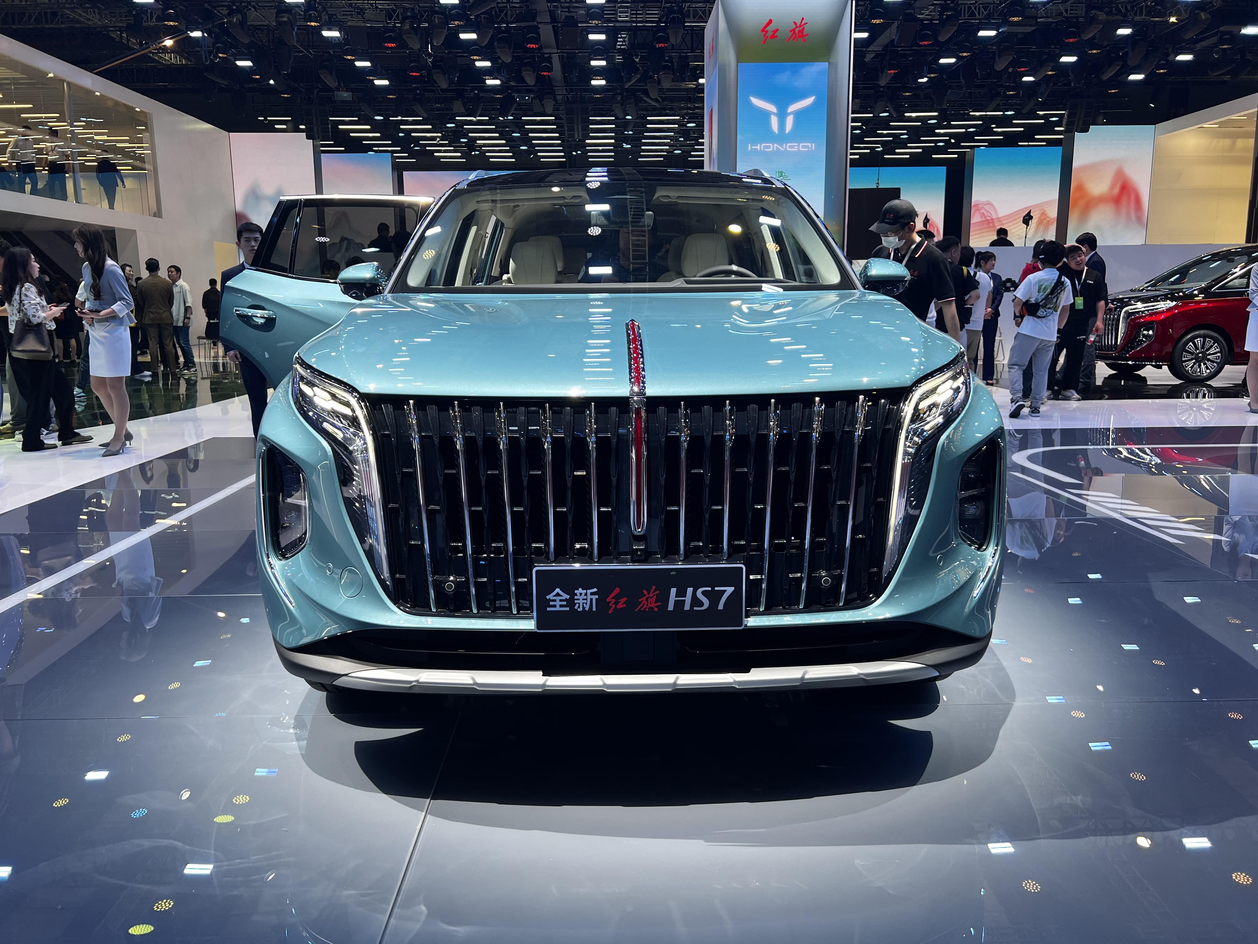 全新红旗hs7开启预售,预售价格25.98万起